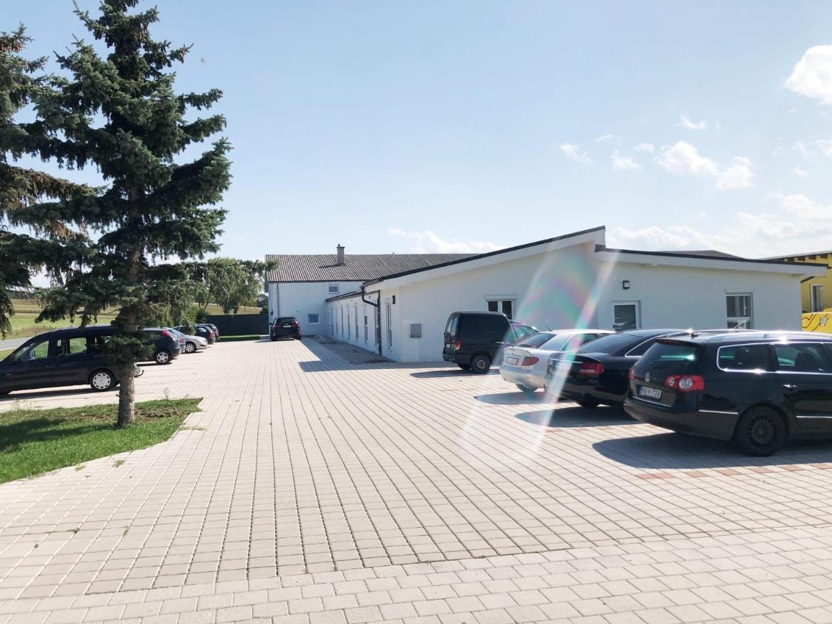Gaestezimmer Oedenburgerstrasse Pottsching Exterior foto